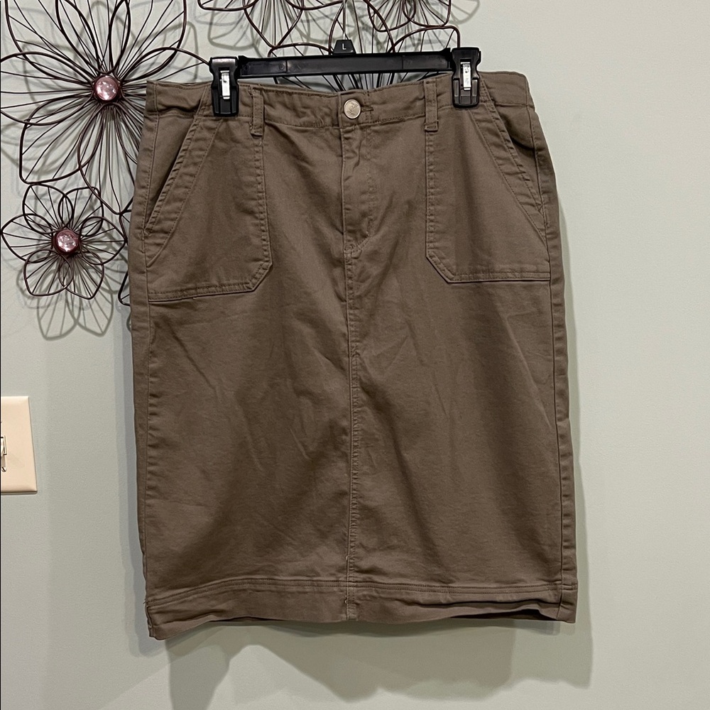 Elegant Brown Pencil Skirt